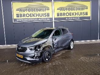 damaged passenger cars Opel Mokka X 1.4 Turbo Black Edition 2019/1