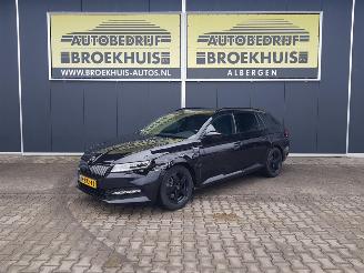 Unfallwagen Skoda Superb Combi 1.4 TSI iV Business Edition Plus 2021/6