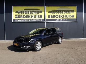Vaurioauto  passenger cars Volkswagen Passat 1.4 TSI Trendline BlueMotion 2011/2
