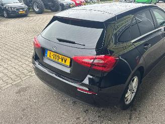 Mercedes A-klasse 180 d Premium picture 14