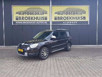 damaged passenger cars Skoda Yeti 1.2 TSI Comfort 2011/5