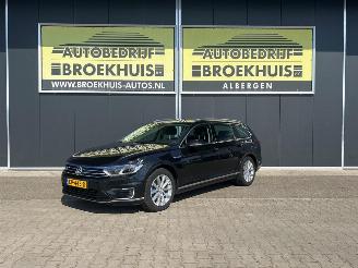 škoda osobní automobily Volkswagen Passat Variant 1.4 TSI GTE Connected Series 2016/11