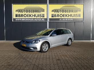 Vaurioauto  passenger cars Volkswagen Golf Variant 1.5 TSI Comfortline 2019/10