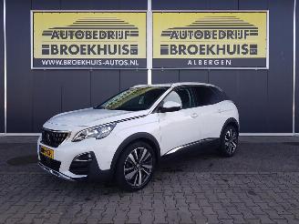 krockskadad bil auto Peugeot 3008 1.2 PureTech Première 2017/3