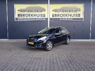 Vaurioauto  passenger cars Peugeot 2008 1.2 VTi Allure Pack Premium Plus 2014/1