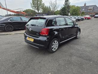 damaged passenger cars Volkswagen Polo 1.2 TDi 2013/8