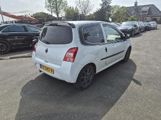 Unfallwagen Renault Twingo 1.2 16v 2011/11