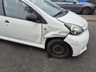 Toyota Aygo 1.0 12v picture 5