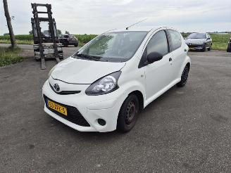 Toyota Aygo 1.0 12v picture 3