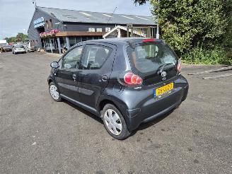 Toyota Aygo 1.0 picture 2