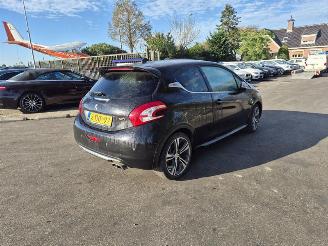 skadebil auto Peugeot 208 1.6 16v GTi 2014/2