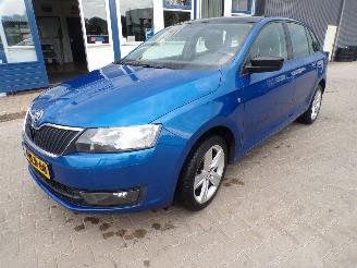 damaged passenger cars Skoda Rapid 1.2 TSI 2015/1