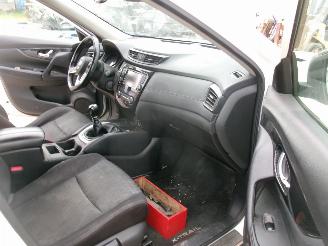 Nissan X-Trail 1,6 Dci Tekna picture 10