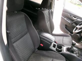 Nissan X-Trail 1,6 Dci Tekna picture 15