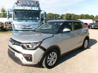 uszkodzony samochody osobowe Ssang yong Tivoli 1.5 GDI Comfort 2020/2