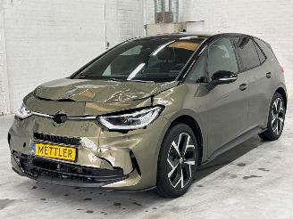 Unfallwagen Volkswagen ID.3 Pro Energy  59 kWh Hatchback 4Dr Elektrisch  150kW (204pk) RWD 2026/4