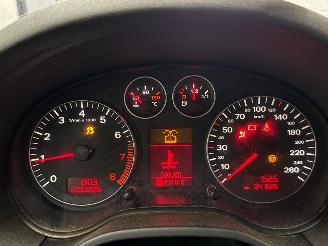 Audi A3 1.6 Automaat picture 23