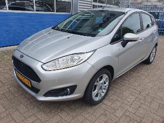 skadebil auto Ford Fiesta 1.0 Style Ultimate 2016/9