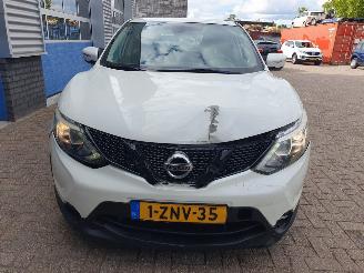 Nissan Qashqai 1.5 dCi Connect Edition picture 8