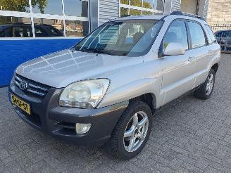 Voiture accidenté Kia Sportage 2.0 CVVT Executive 2006/1