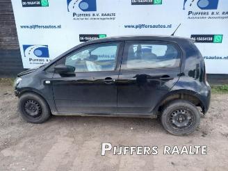 Vrakbiler auto Volkswagen Up! Up! (121), Hatchback, 2011 1.0 12V 60 2013/0