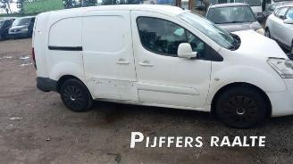 Salvage car Peugeot Partner Partner (GC/GF/GG/GJ/GK), Van, 2008 / 2018 1.6 BlueHDi 100 2016/7