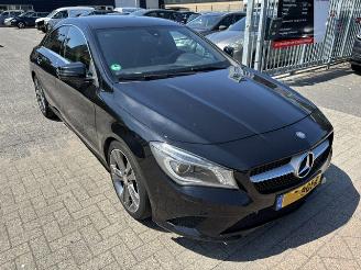uszkodzony samochody osobowe Mercedes Cla-klasse 180 Ambition Automaat 2016/8