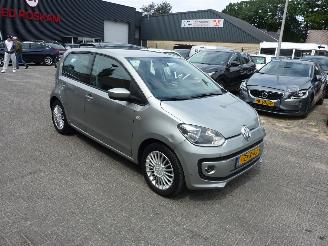  Volkswagen Up! 1.0 HIGH UP! BLUEM. 2015/1