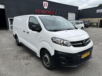 krockskadad bil bedrijf Opel Vivaro 1.5 CDTI L2H1 Selection airco NAP 2021/10
