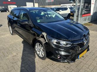 skadebil auto Renault Mégane 1.3 TCe Limited Clima Navi 2020/7