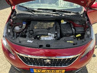 Peugeot 2008 1.2 PureTech Blue Lion picture 31
