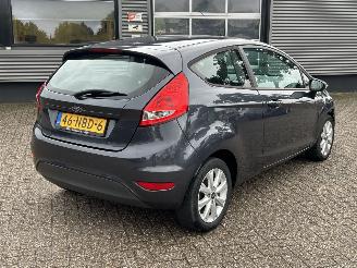 Coche accidentado Ford Fiesta 1.25 Limited 2010/7