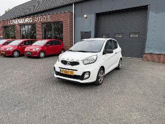 Auto incidentate Kia Picanto 1.0 CVVT ISG (Hatchback 3-dr.) 2013/5