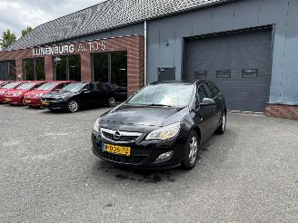 Schadeauto Opel Astra 1.4 Edition 2012/8
