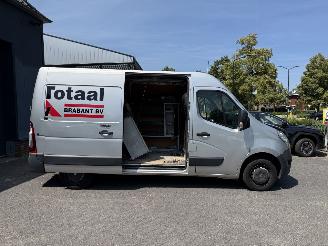 Renault Master T33 2.3 dCi L2H2 (Bedrijfsauto 5-dr.) picture 12