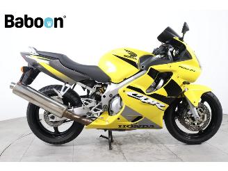 krockskadad bil motor Honda CBR 600 F 2001/1