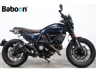 krockskadad bil auto Ducati  Scrambler Icon 2024/4