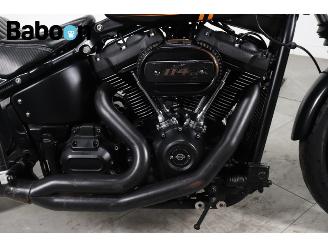Harley-Davidson  FXBBS STREET BOB 114 picture 12