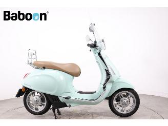dañado ciclomotor Vespa  Elettrica 45KM 2024/5