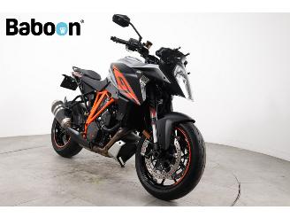 KTM  1290 Super Duke GT ABS picture 2