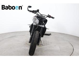 Triumph Street Triple R picture 7