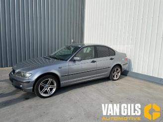 Vrakbiler auto BMW 3-serie 3 serie (E46/4), Sedan, 1997 / 2005 316i 16V 2004/1