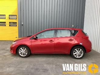 Vrakbiler auto Toyota Auris  2015/0