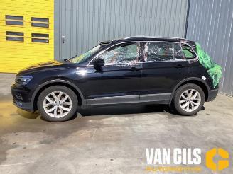 Vrakbiler auto Volkswagen Tiguan Tiguan (AD1), SUV, 2016 / 2024 1.5 TSI 16V Evo BlueMotion Technology 2019/7