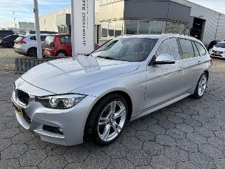 Unfallwagen BMW 3-serie Touring M Sport 2019/6