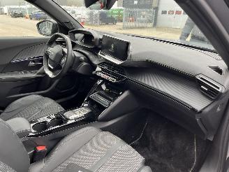 Peugeot e-2008 EV GT 50 kWh PANO. picture 10