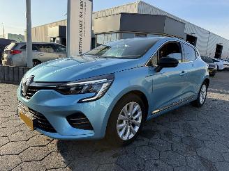 Schadeauto Renault Clio 1.0 TCe Intens 2021/6