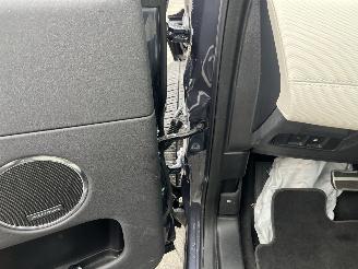 Land Rover Discovery Sport 1.5 P300e PHEV Dynamic HSE picture 12