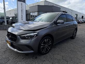 Unfallwagen Mercedes B-klasse 250 e Star Edition AMG Line Plus 2025/1