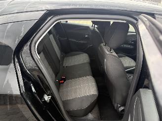 Opel Corsa 1.2 Edition picture 10